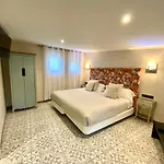 Akla Palacio Torre De Ruesga 4*