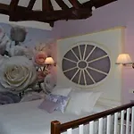 فندق Akla Palacio Torre De Ruesga 4*