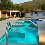 호텔 Akla Palacio Torre De Ruesga 4*