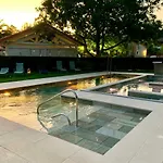 Akla Palacio Torre De Ruesga 4* 발레
