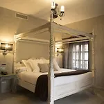 호텔 Akla Palacio Torre De Ruesga 4*