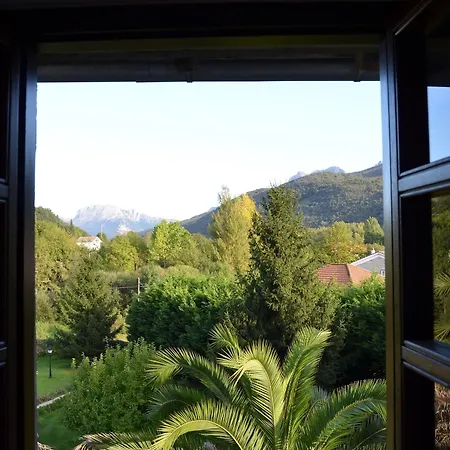 Akla Palacio Torre De Ruesga