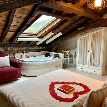 Hotel Akla Palacio Torre De Ruesga