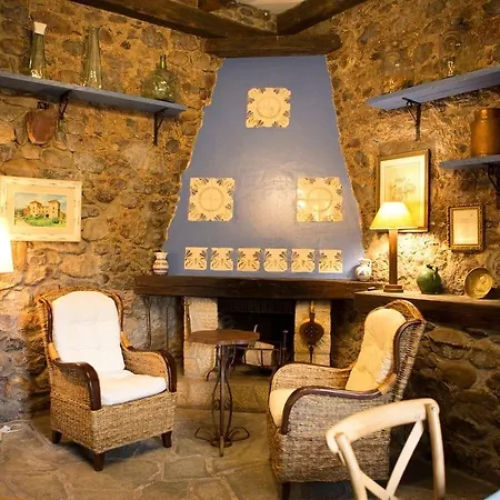 Akla Palacio Torre De Ruesga 4* Valle (Ruesga)