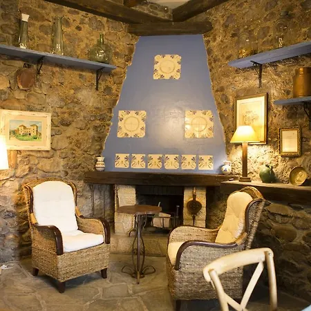 Akla Palacio Torre De Ruesga 4* Valle (Ruesga)