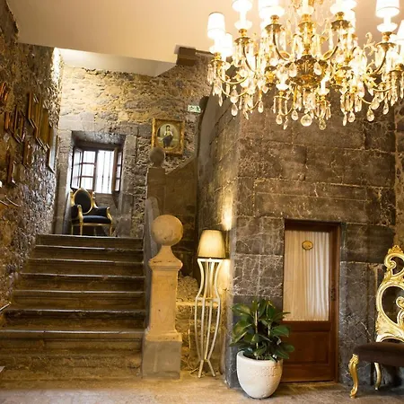 Hotel Akla Palacio Torre De Ruesga