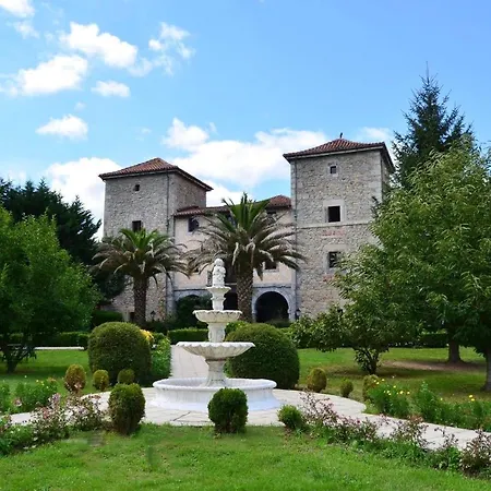 Hotel Akla Palacio Torre De Ruesga Valle (Ruesga)