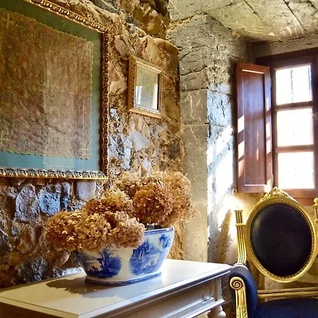 Akla Palacio Torre De Ruesga 酒店