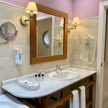 Hotel Palacio Torre De Ruesga 4*