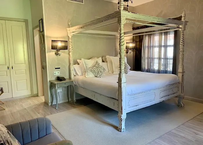 Akla Palacio Torre De Ruesga מלון Valle (Ruesga)