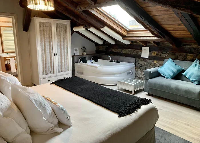 Akla Palacio Torre De Ruesga Valle (Ruesga)