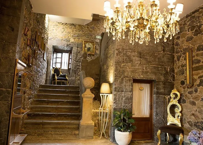 Akla Palacio Torre De Ruesga מלון Valle (Ruesga)