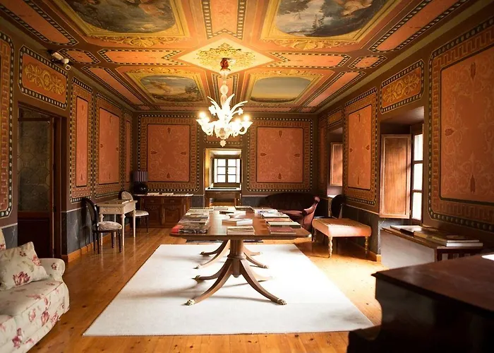 Hotell Akla Palacio Torre De Ruesga Valle (Ruesga)