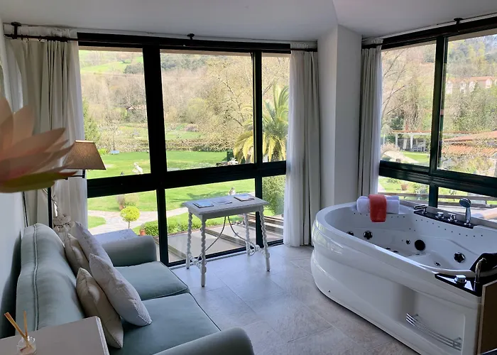 Palacio Torre De Ruesga 4* Valle (Ruesga)