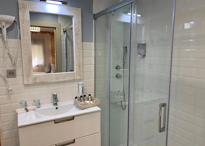 Palacio Torre De Ruesga 4* Valle (Ruesga)